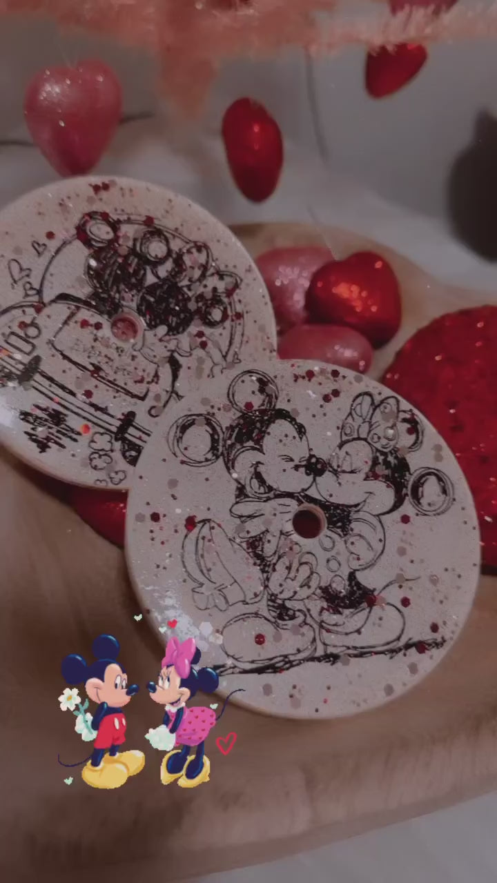 Mouse love lids